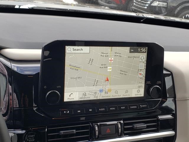 2025 Nissan Pathfinder SL