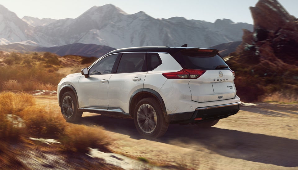 Mears Nissan in Canton OH