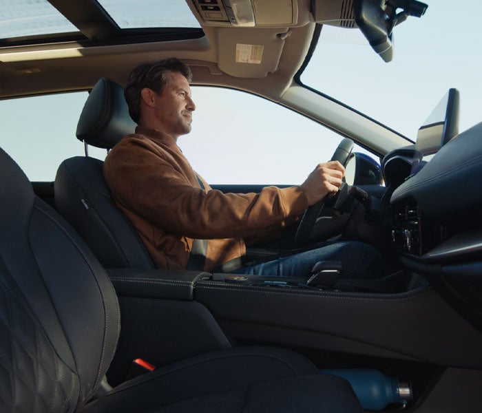 Mears Nissan in Canton OH