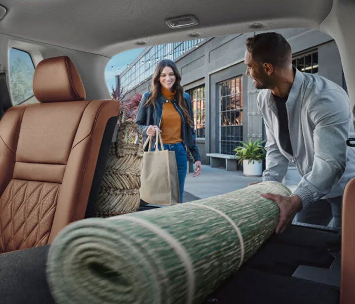 Mears Nissan in Canton OH