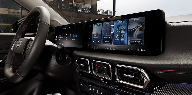 Mears Nissan in Canton OH