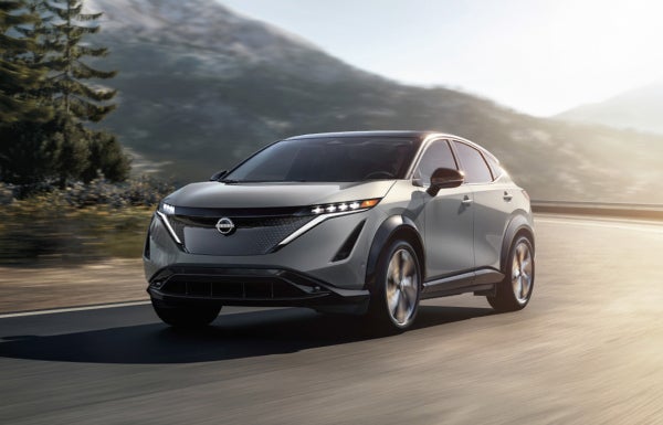 Mears Nissan in Canton OH