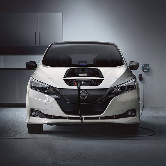 Mears Nissan in Canton OH