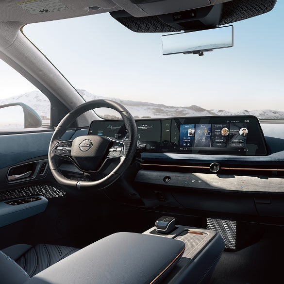 Mears Nissan in Canton OH