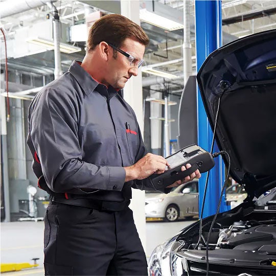 Mears Nissan in Canton OH