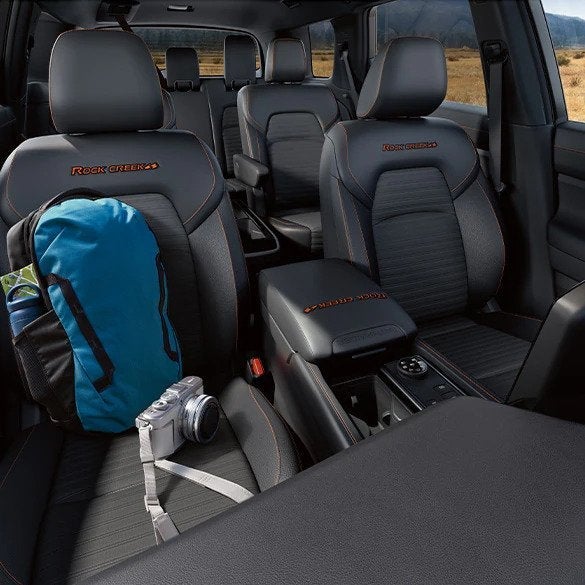 Mears Nissan in Canton OH