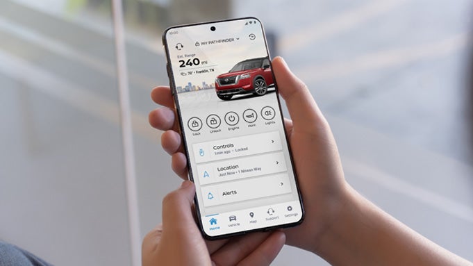 Mears Nissan in Canton OH