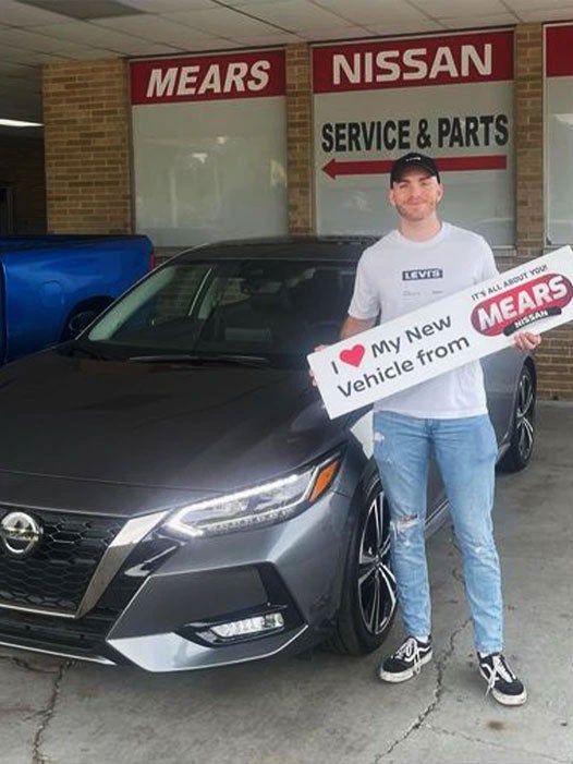 Mears Nissan in Canton OH